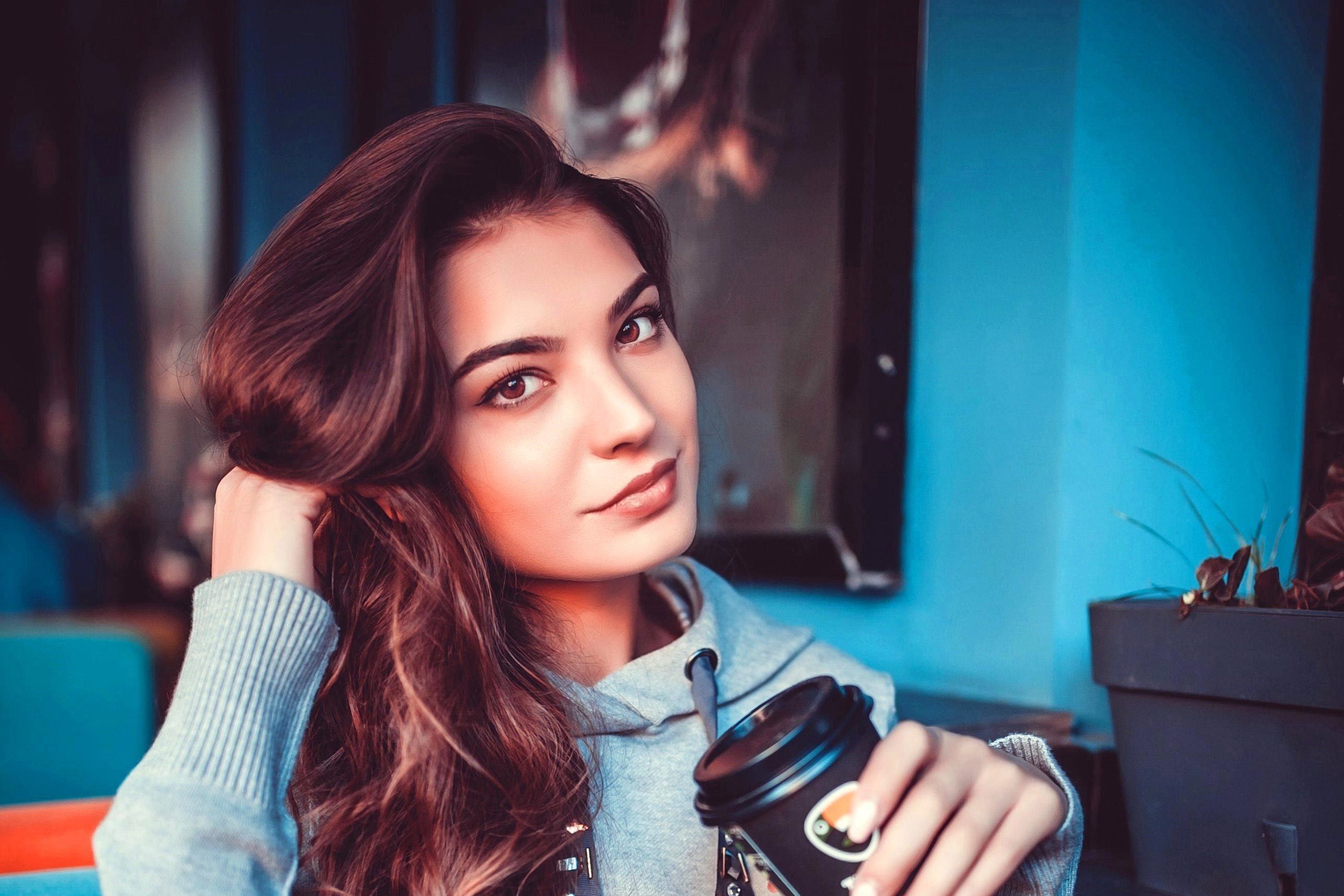 Argan Oil Can Save Your Hair Before It's Too Late